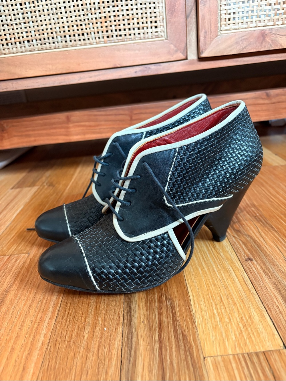 Barbara Bui Black Woven Lace-Up Heels with Cream Trim and Red Lining